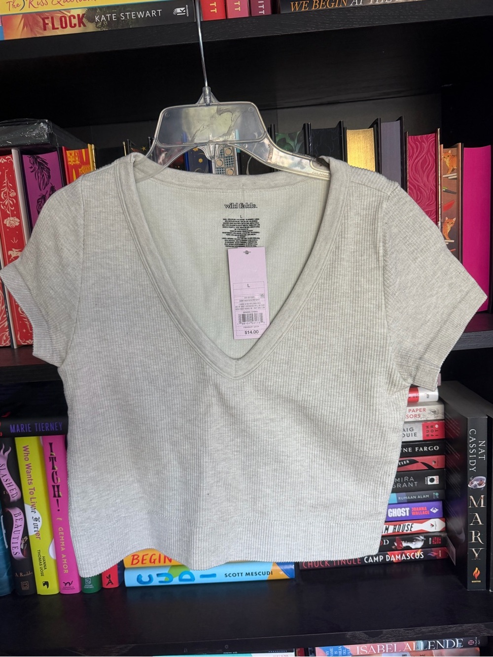 NWT wild fable Cropped V-Neck Seamless Top - Size Large
